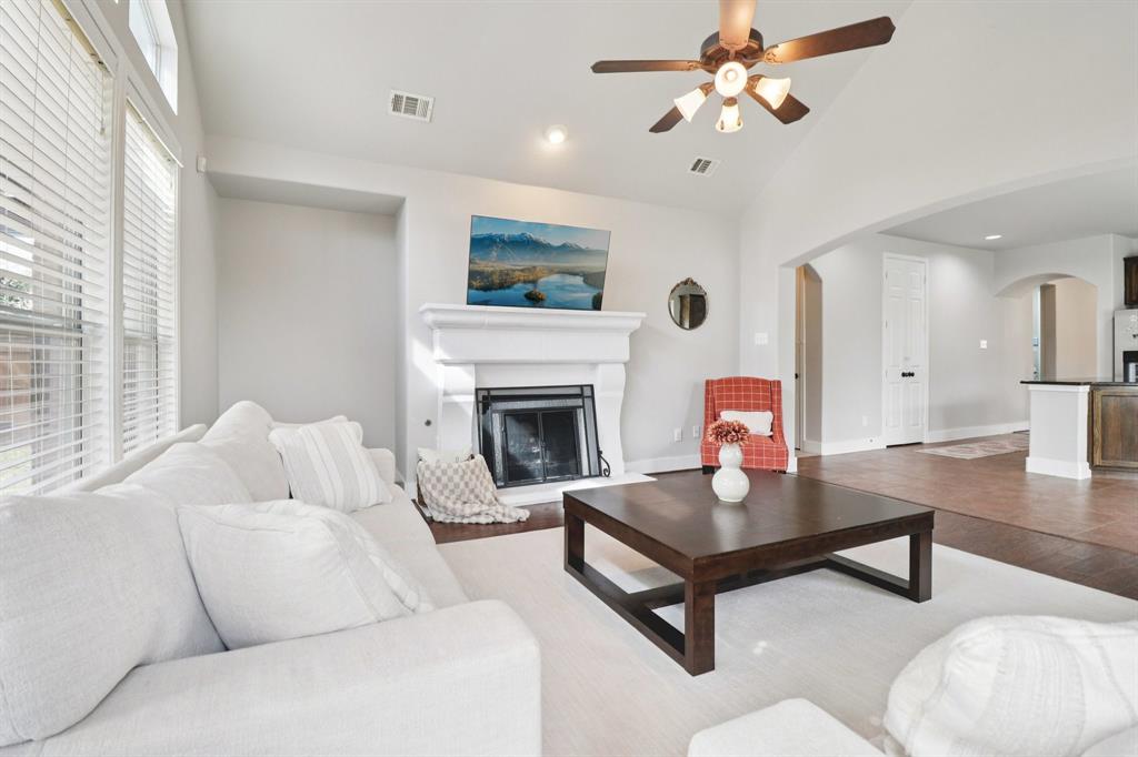 Carter Ranch-Phase III The - Residential