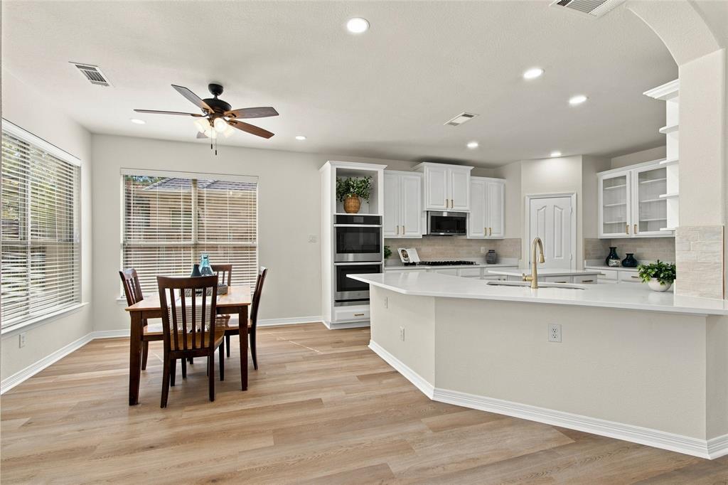 2806 Butterfield Stage Road