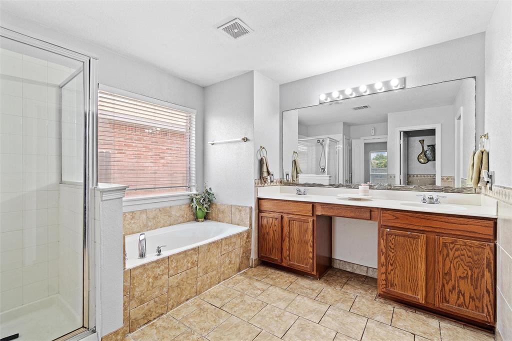 Hampton Place Burleson - Residential