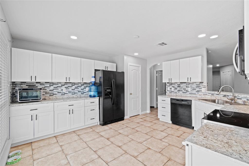 Hampton Place Burleson - Residential