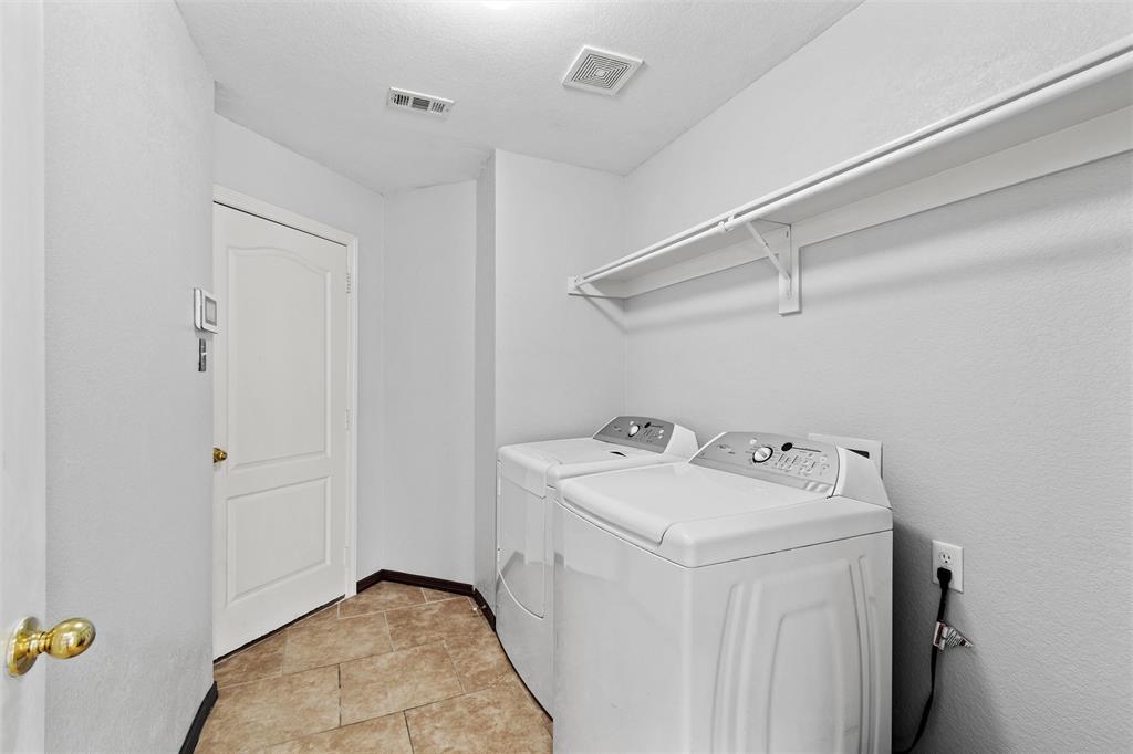 Hampton Place Burleson - Residential