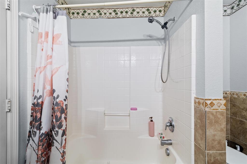 Hampton Place Burleson - Residential