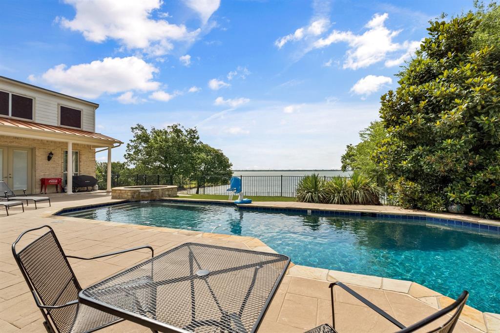 Sunrise Bay At Lake Lewisville - Residential