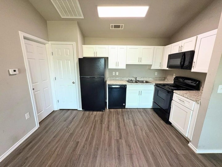 Photo 1 of 14 — 6108 Abrams Road 222, Dallas, TX 75231