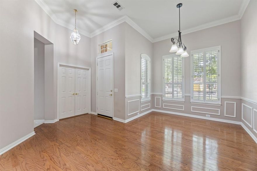 LARGE CORNER LOT, FLEXIBLE FLOOR PLAN: 2BR, 2BA, STUDY-DEN, SPACIOUS CLOSETS, LARGE COVERED PATIO. FENCED BACKYARD.  FEATURES: Wood, Tile & Carpet Flooring, Plantation Shutters, Double Door Study-Office-Den, Great Room: Instant-On Gas Fireplace & Media Niche, Breakfast Nook with Window Seat, Double Crown Molding, Ceiling Fans, Kohler Toilets, 10-11-12 ft Ceilings, Art Niche, Large BR Closets, Separate full size Laundry Room with space for Refrigerator. KITCHEN: Electric Glass Cooktop, Double Pull-out Shelves in Bottom Cabinets, Auto Light in Pantry. GREAT ROOM: Large TV Niche, Instant on Gas Fireplace, PRIMARY BEDROOM EN SUITE: Sitting Area, Expansive Bedroom & WIC, Separate Vanities, Separate Shower. GUEST BEDROOM: Transom Windows, Oversized WIC 5' by 9'. OTHER: AC Coil WH 2023, Roof 2015 ---- LIVE IN HERITAGE RANCH: THE PREMIER GATED RESORT STYLE AMENITIES FOR THOSE OF US 50+: Scenic & Friendly Community, Indoor & Outdoor Pools, Fitness Center, 2 Restaurants, Ballroom, Dance Floor, Pickle Ball & Tennis Courts, Championship Golf Course, Hike & Bike Trails, Bocce Ball, Myriad of Groups, Clubs & Events.