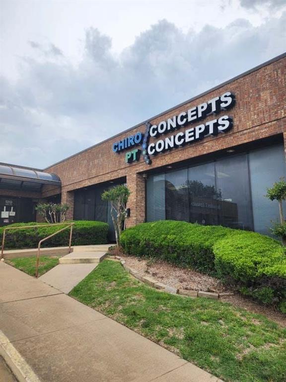 Moore M B Add - Commercial Lease