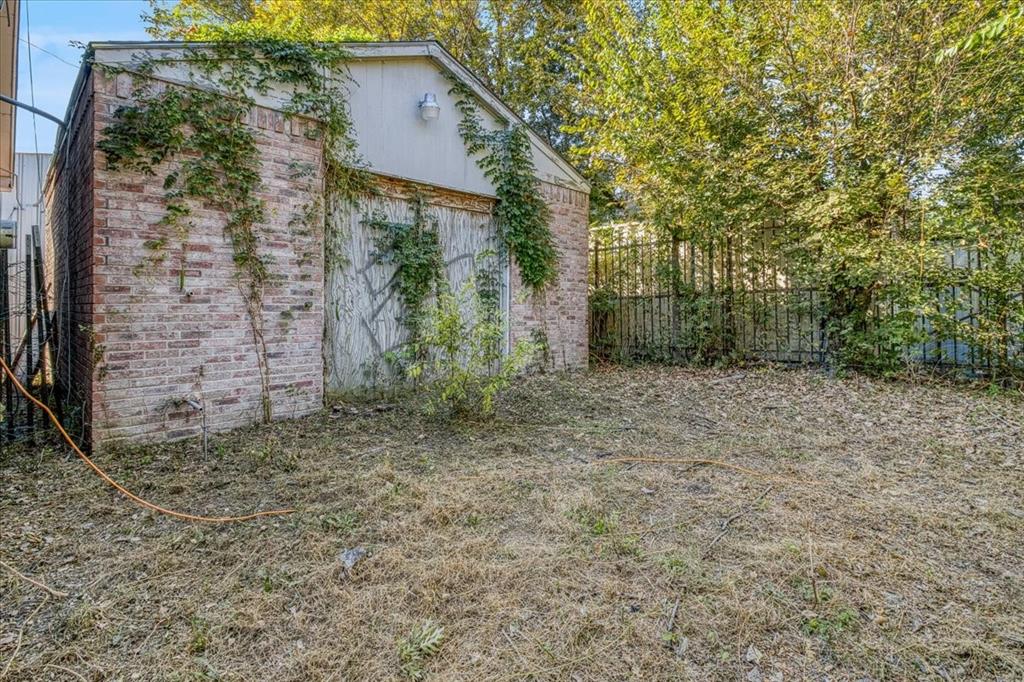 Henry Starlin - Commercial Lease