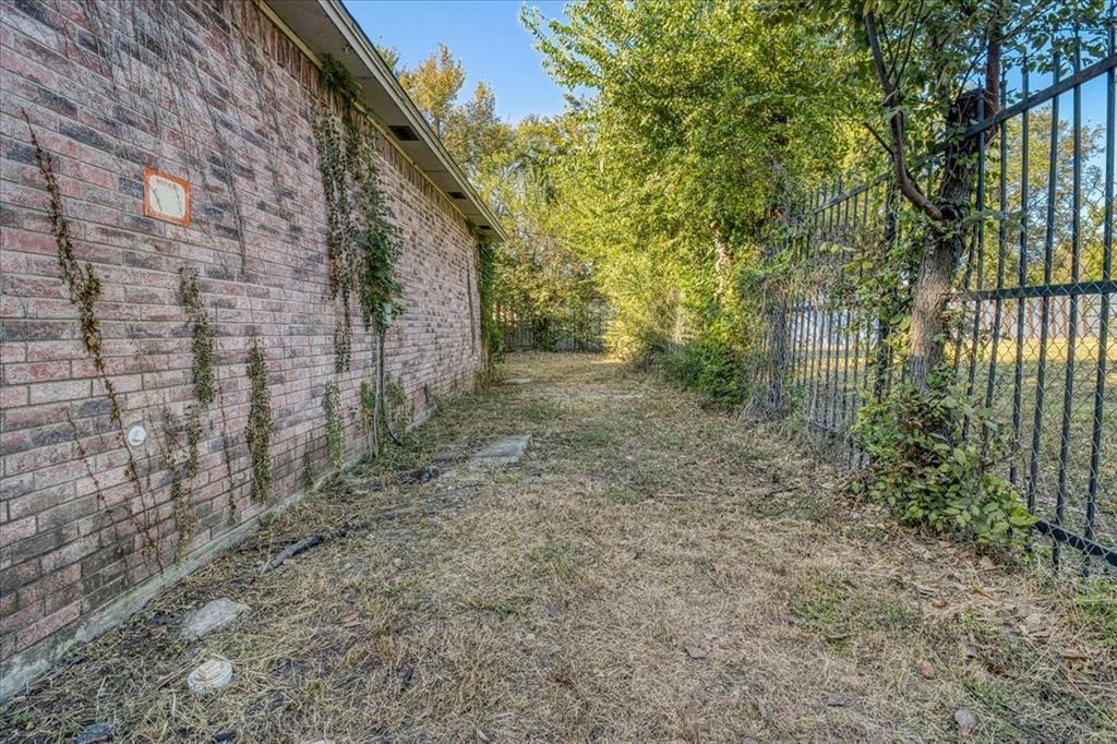 Henry Starlin - Commercial Lease