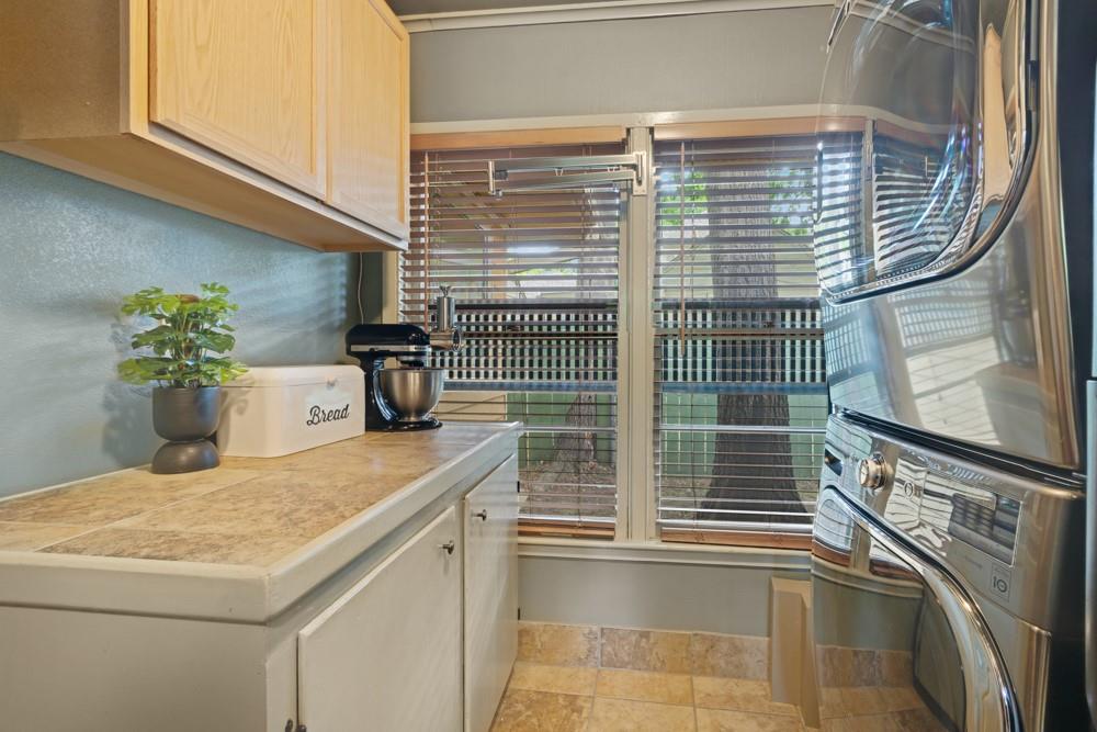 Henry King Add - Residential