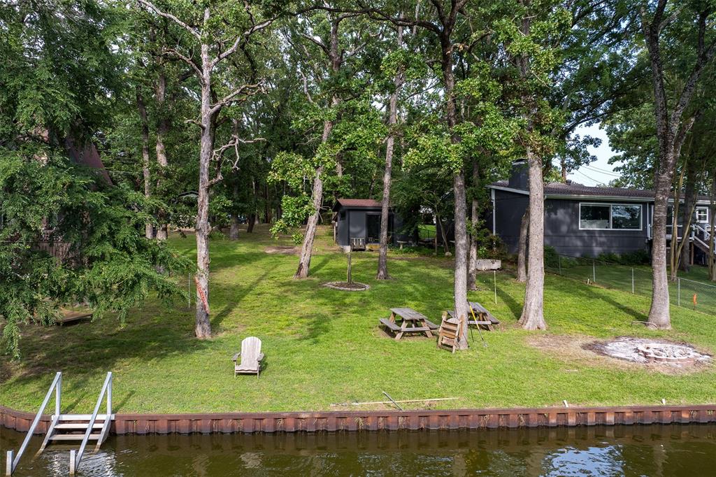 2143 Hickory trace Trace