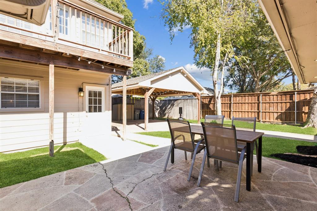 Lake Hlnds North Add - Residential