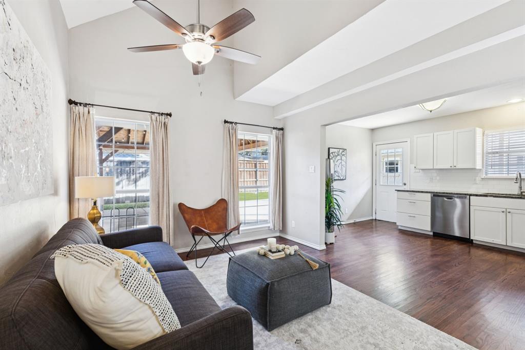 Lake Hlnds North Add - Residential