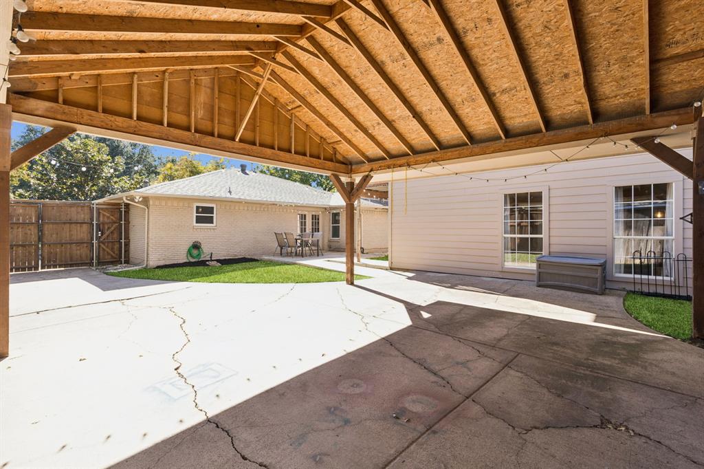 Lake Hlnds North Add - Residential