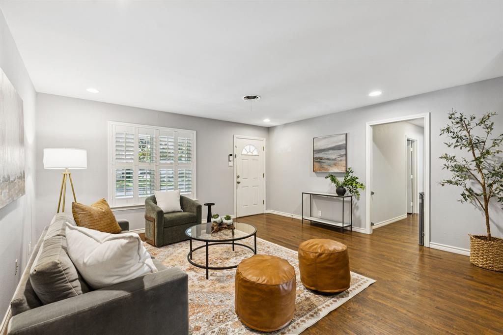 Lake Hlnds North Add - Residential