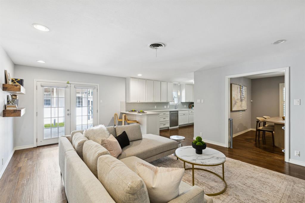 Lake Hlnds North Add - Residential