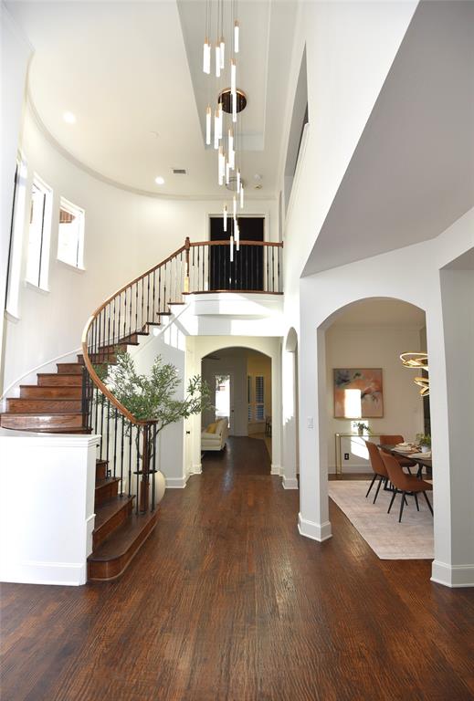 15964 Christopher Lane
