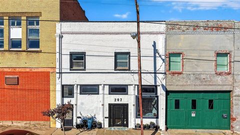 Photo of 205 E Houston Street, Sherman, TX 75090 (MLS # 21203637)