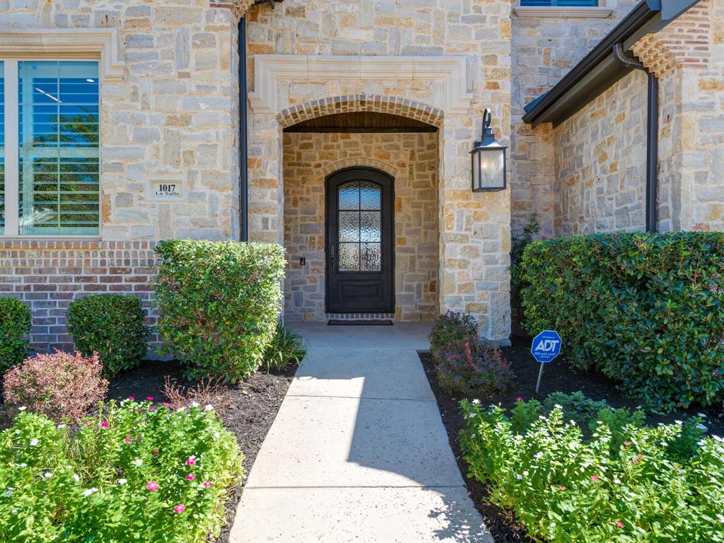 Carillon - Residential