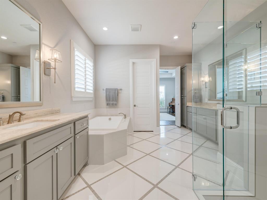 Carillon - Residential