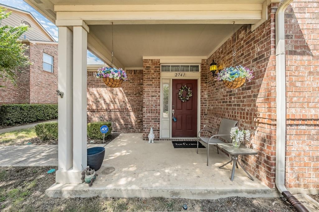 2741 Hyde Park Drive