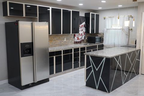 9923 Hustead Street Dallas TX 75217