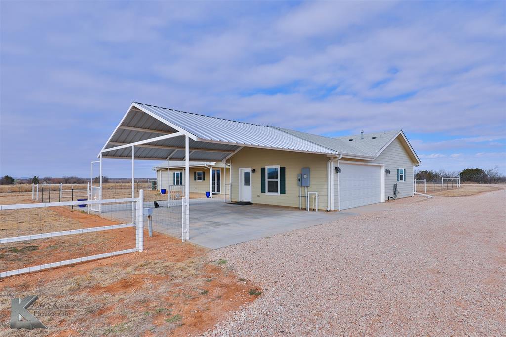 1098 E State Highway 36