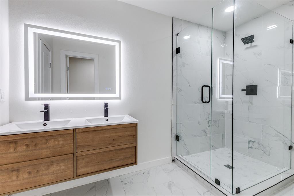 Casa View Heights - Residential