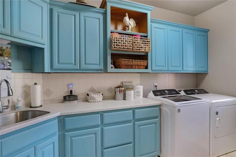 Tiny photo for 310 Hannah Drive, Farmersville, TX 75442 (MLS # 21100061)