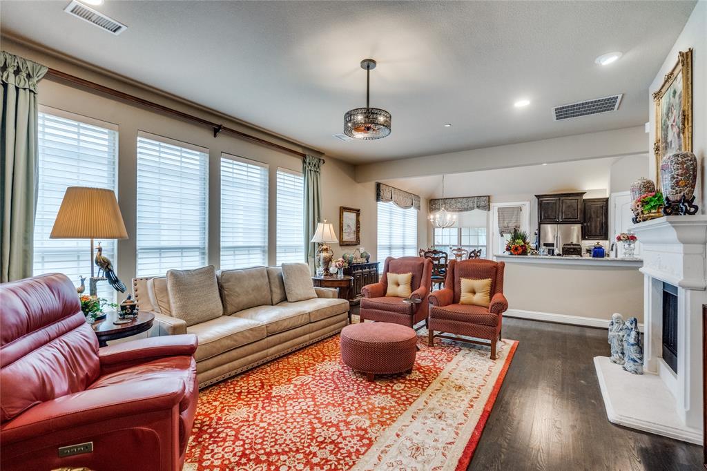 5413 Rowlett Creek Way
