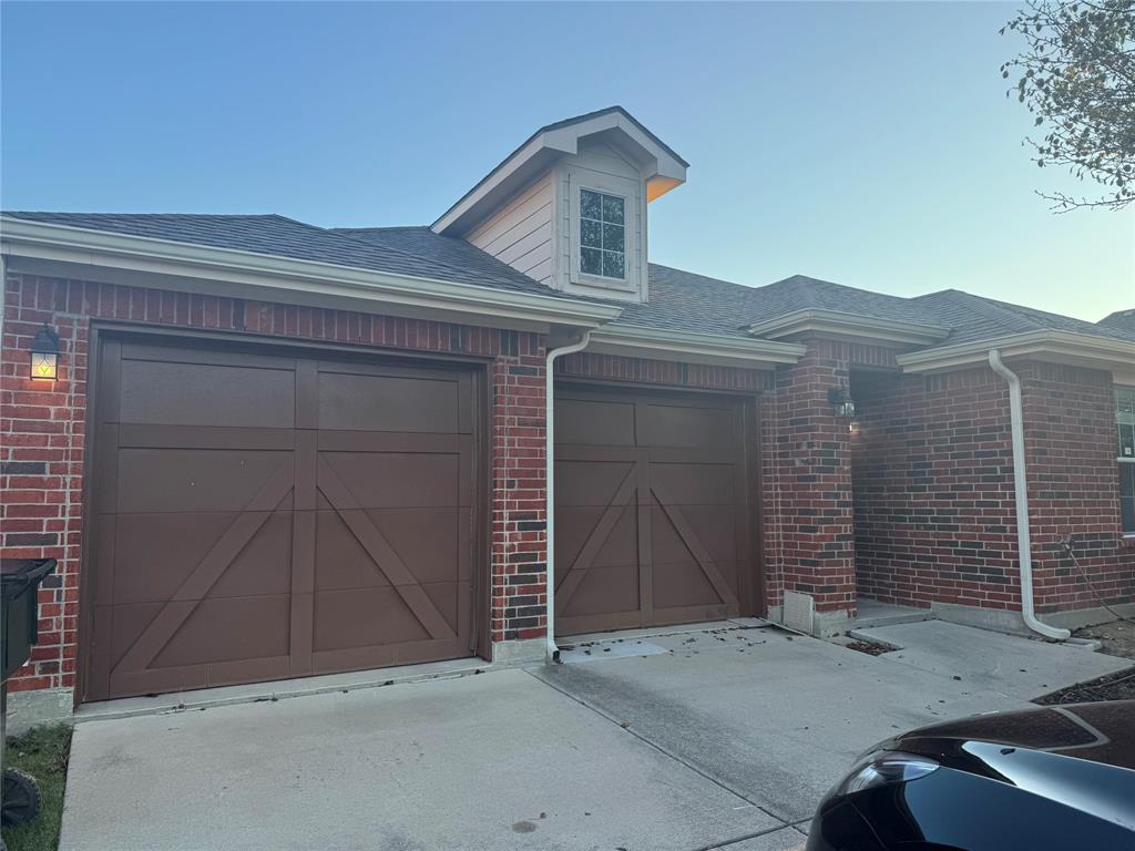 Oak Point Estates - Residential Lease