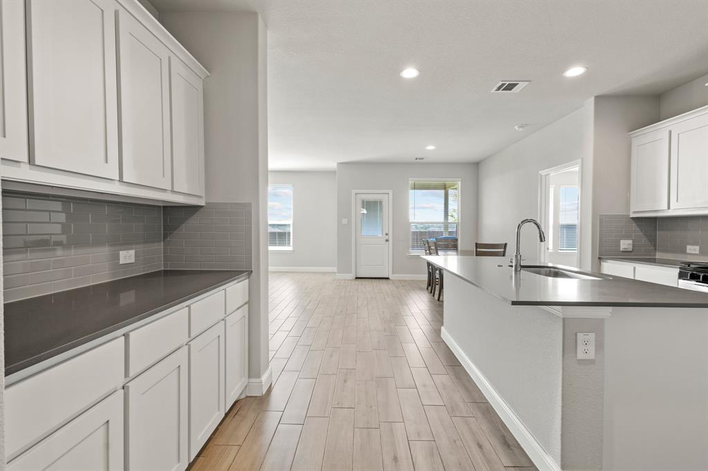 Vann Tr - Residential Lease