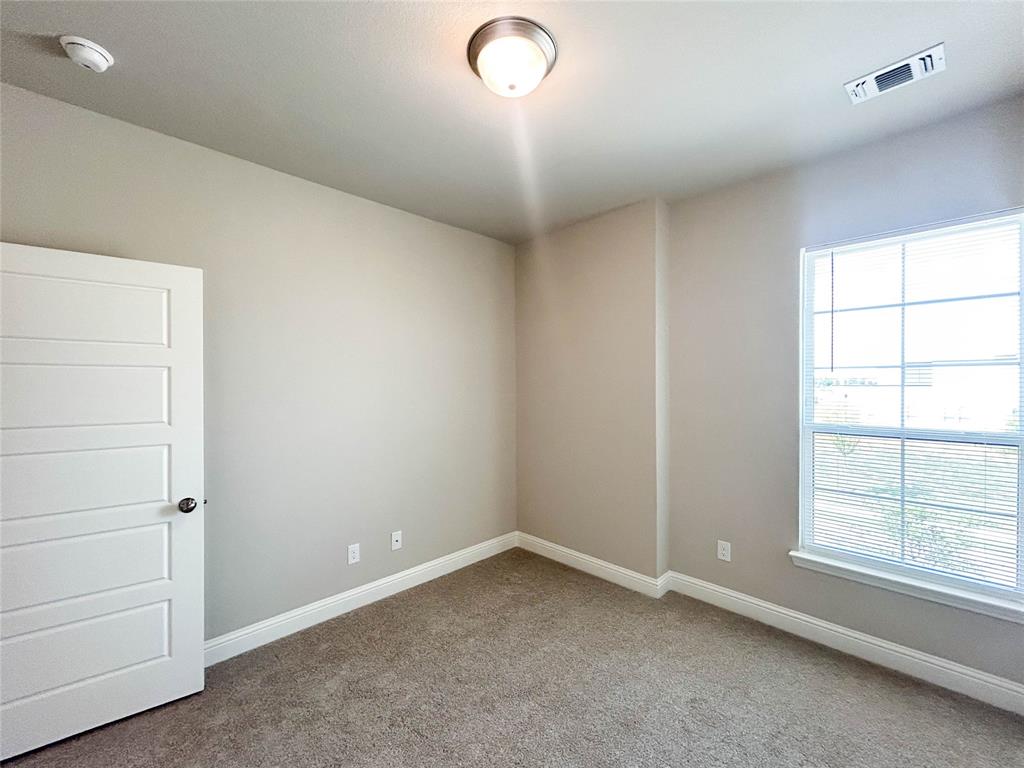 VILLAGGIO AT VICTRON PARK - Residential Lease