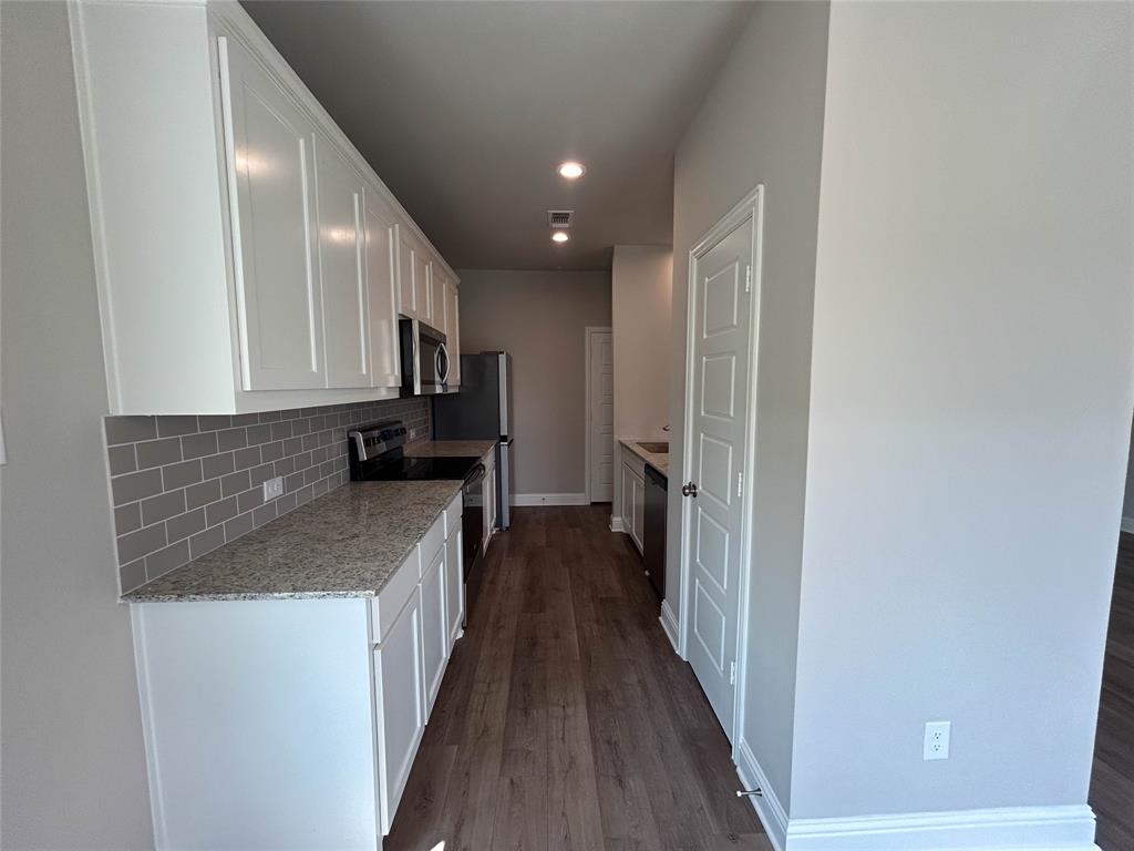 VILLAGGIO AT VICTRON PARK - Residential Lease