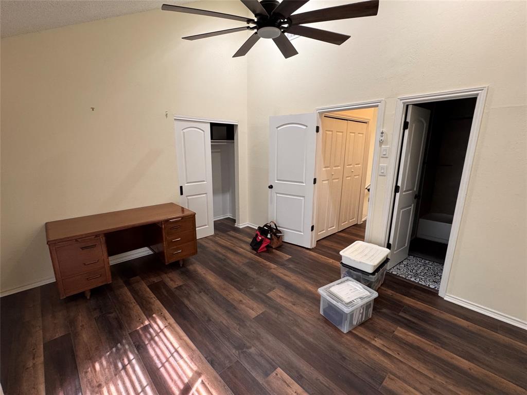 Wedglea Crk Condos - Residential Lease