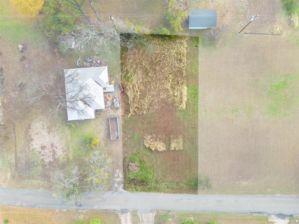 Whispering Oaks - Land