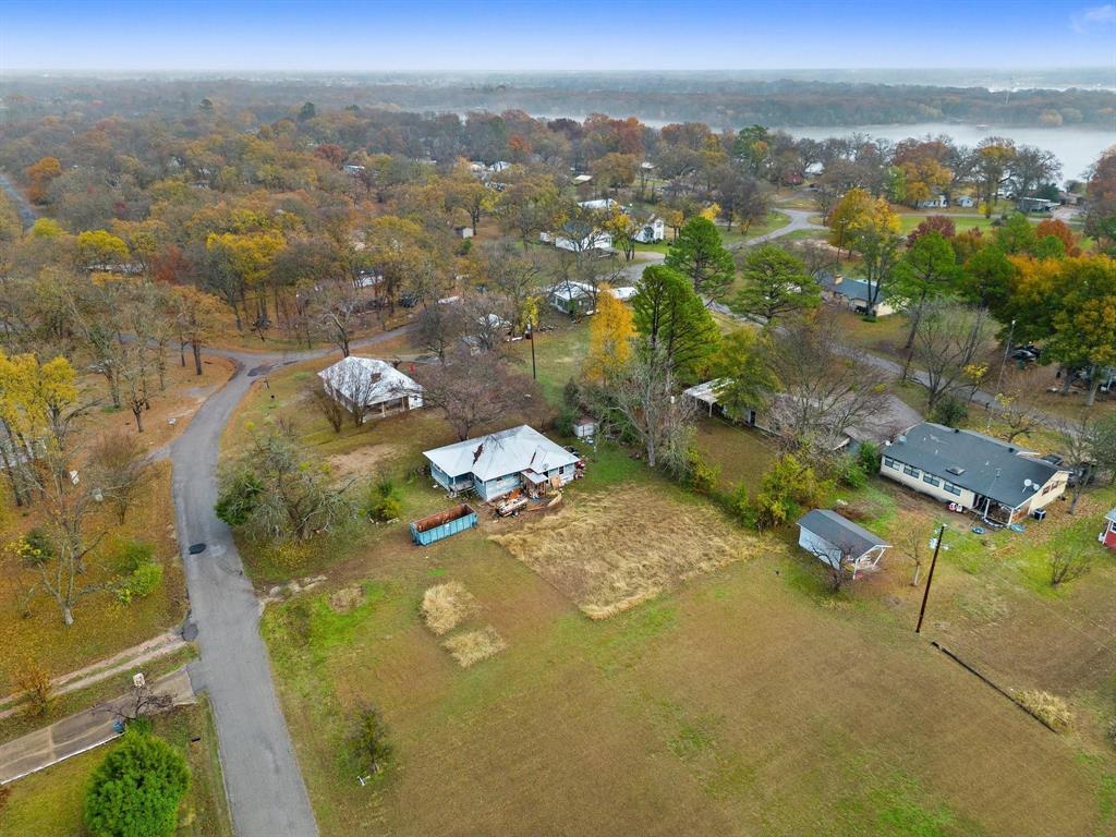 Whispering Oaks - Land