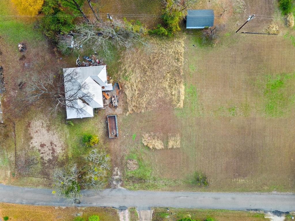 Whispering Oaks - Land