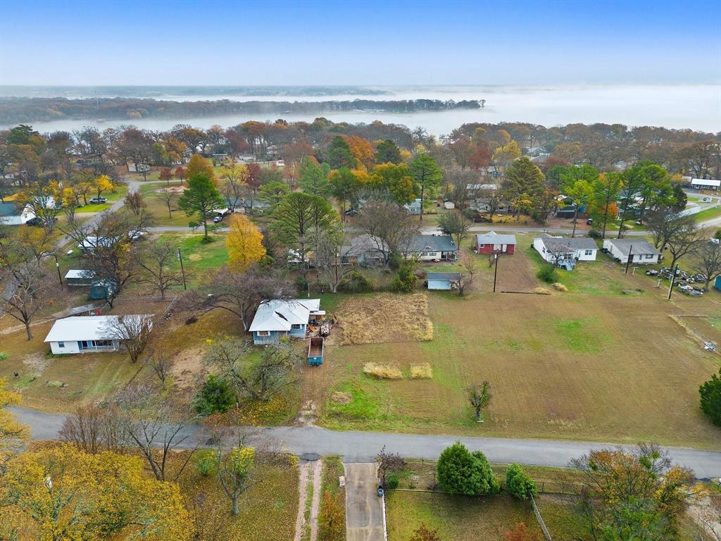 Whispering Oaks - Land