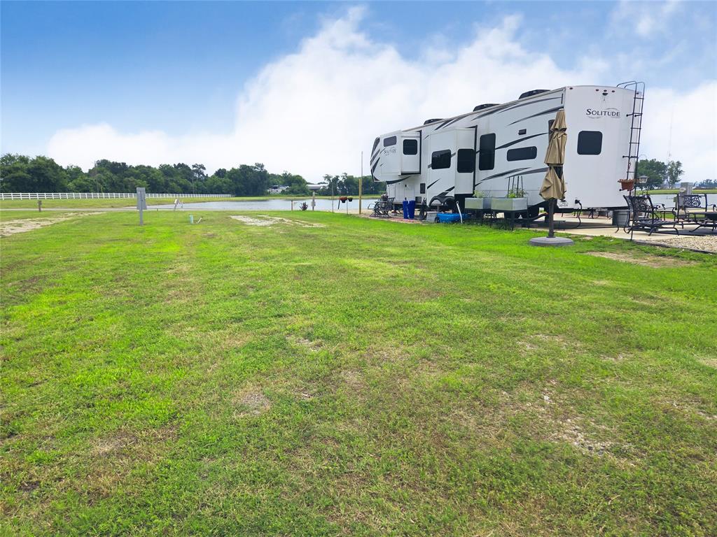 Peninsula Point - Land