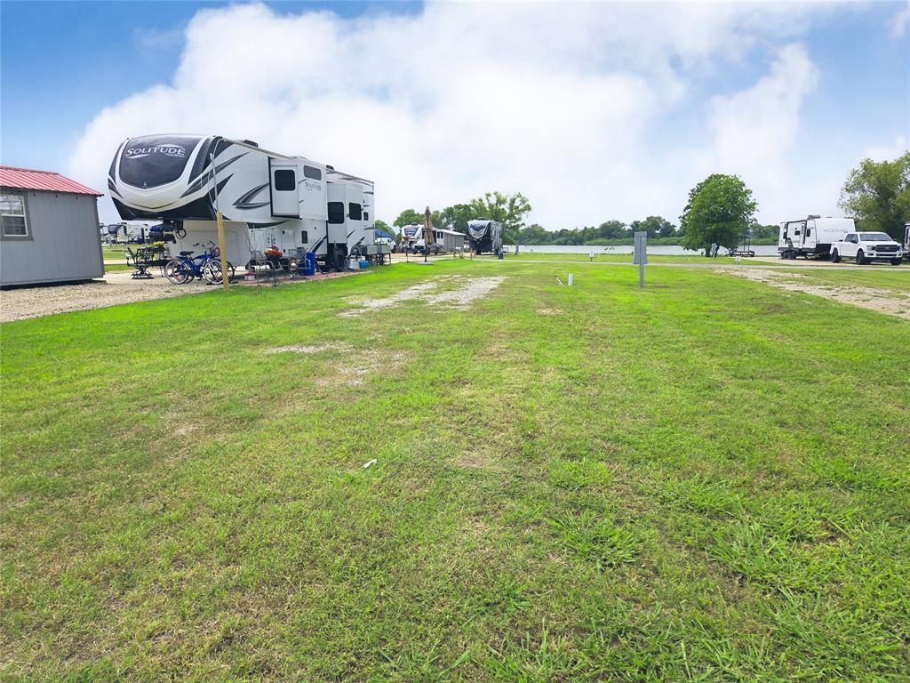 Peninsula Point - Land