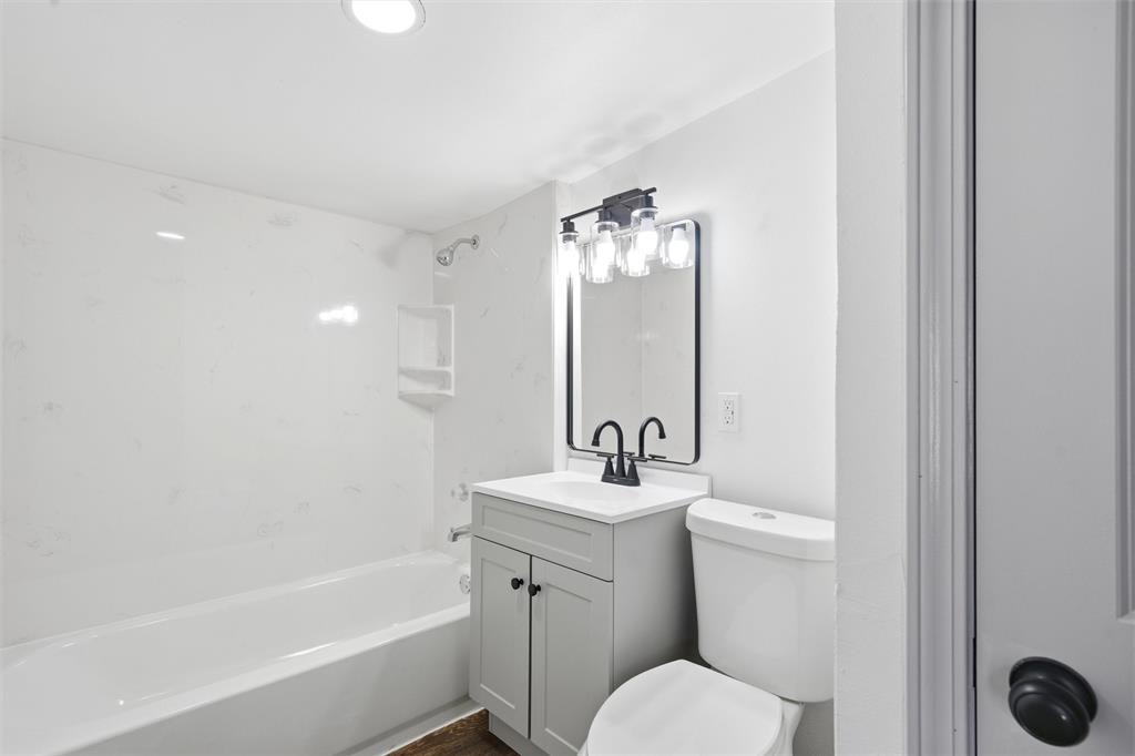 Big Rocky Pt Fshx Cmp - Residential