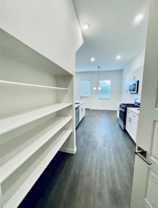 Bunker Hill Townhomes - Residential Lease