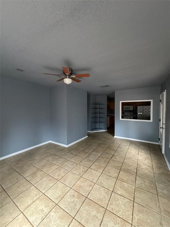 825 Willow Drive