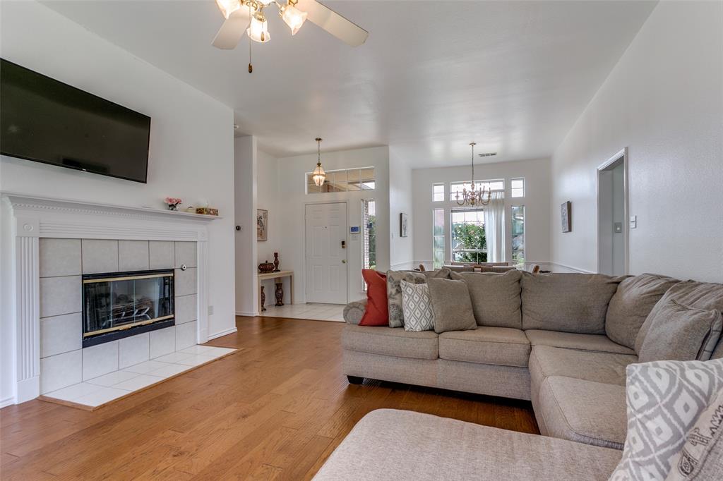 802 Edury Court