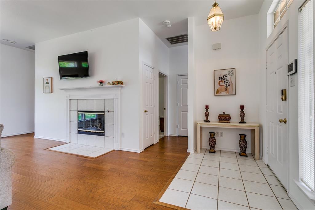 802 Edury Court