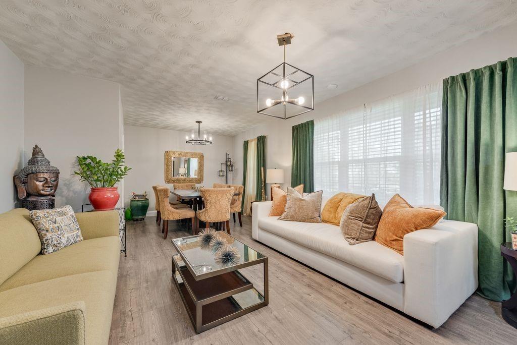 Highland Oaks - Residential