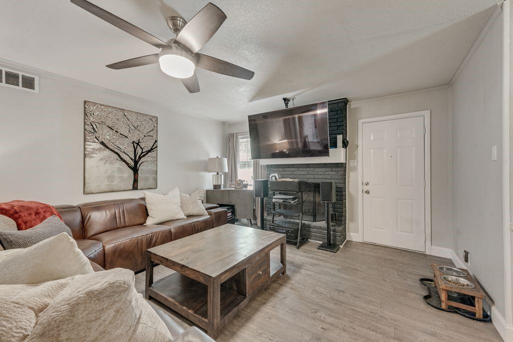 Highland Oaks - Residential