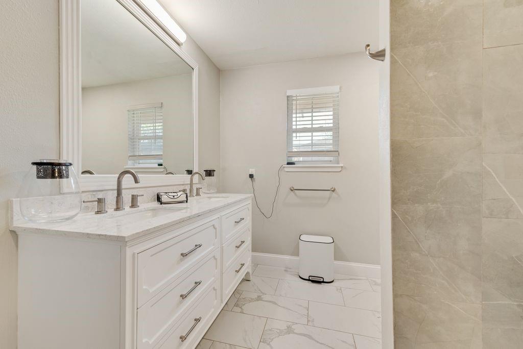 Highland Oaks - Residential