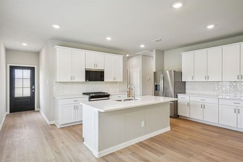 Photo of 3604 Bridgeport Drive, Farmersville, TX 75442 (MLS # 21245654)