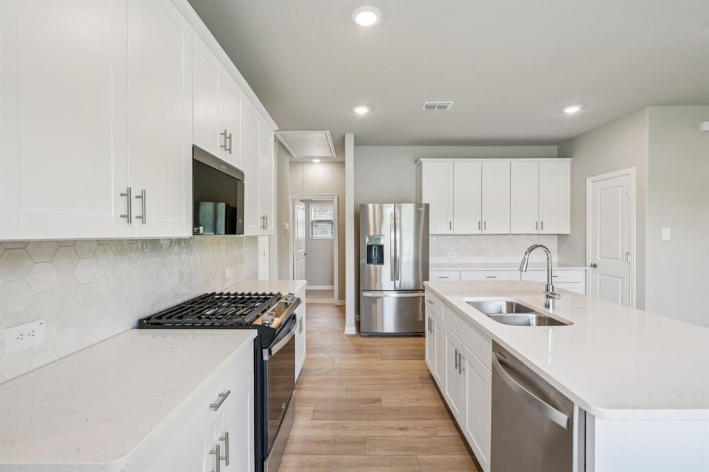 3604 Bridgeport Drive